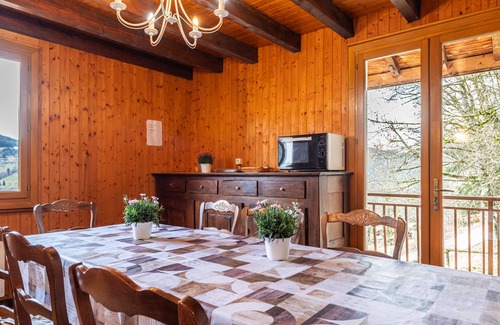 Serraval Ski Chalet | Chalet "Gîte Serraval Choseaux" with Mountain View, Private Garden & Balcony
