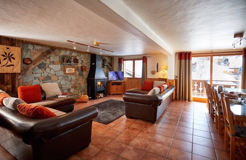 Meribel Ski Chalet | Chalet GRANGE DE PIERRE