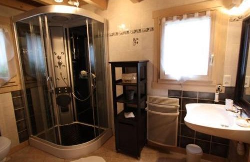 Saint-Nabord House | Chalet haut de gamme avec sauna, terrasse et jardin près de la montagne vosgienne - FR-1-589-185
