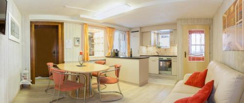 Graechen Apartment | Chalet Heimetli