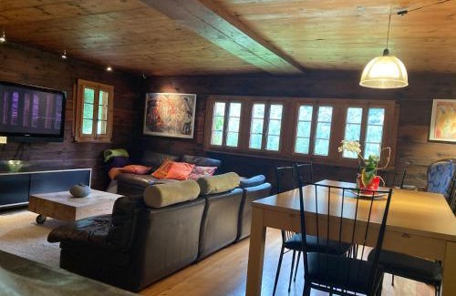 Evolene Ski Chalet | Chalet historique de haut standing