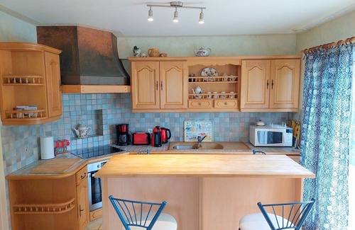 Landeda House | Chalet in Aber Wrach near Sandy Beaches
