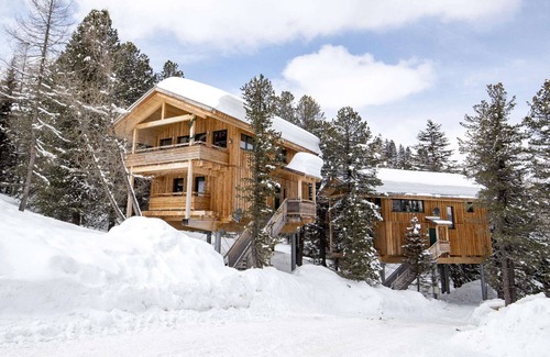 Turracher Hohe Ski Chalet | Chalet in Alps near Ski Slopes & Sauna
