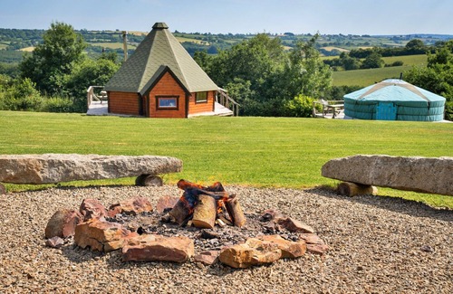 Okehampton Ski Chalet | Chalet in Devon near Roadford Reservoir
