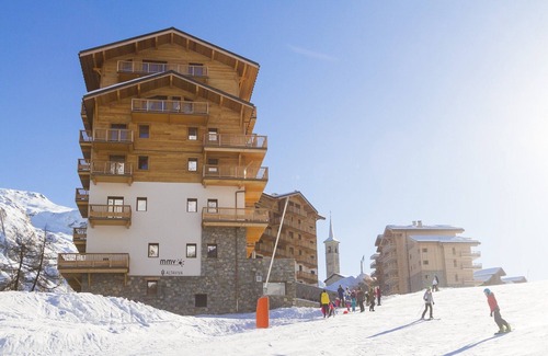 Tignes Apartment | Chalet in France with Premium Spa Access