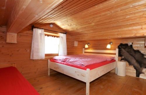 Fuegenberg Apartment | Chalet in Hochfügen near Ski Slopes