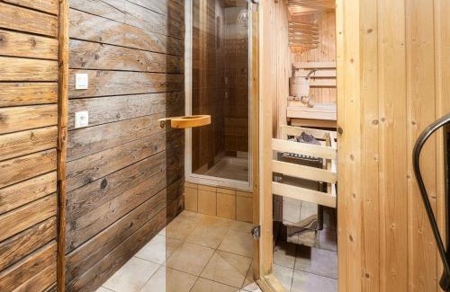 Plagne 1800 Ski Chalet | Chalet in La Plagne near Ski Slopes