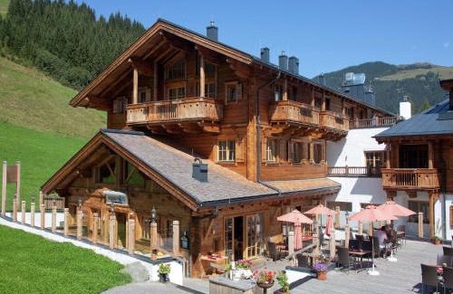 Schonbach Apartment | Chalet in Mittersill near Jochberg Ski Lift, cleaning included