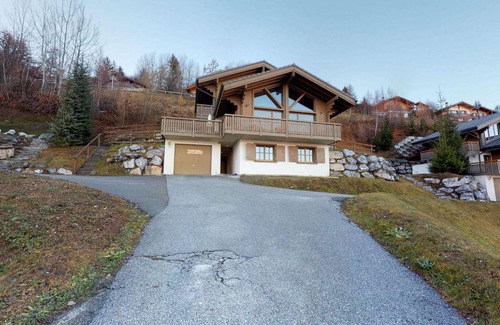 Saint-Pierre-de-Clages Ski Chalet | Chalet in Nendaz near Ski Slopes