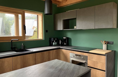 Puy-Saint-Vincent Ski Chalet | Chalet in the mountains. 5 minutes from the slopes