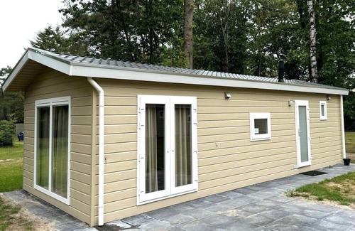 Beekbergen-Zuid Ski Chalet | Chalet in Valthe near Emmen Zoo