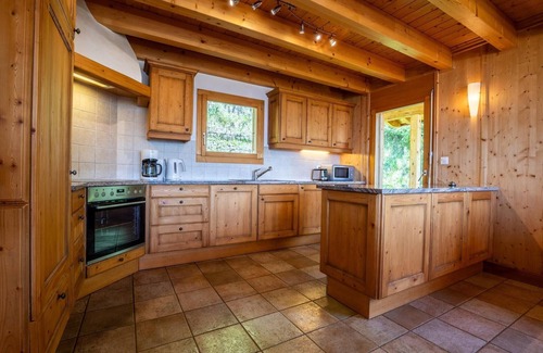 Nendaz Ski Chalet | Chalet in Veysonnaz with balcony
