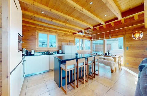 Sion Ski Chalet | Chalet in Veysonnaz near Ski Slopes