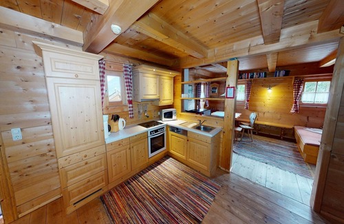 Schonbach Ski Chalet | Chalet in Wildkogel near Ski Slopes & Pool