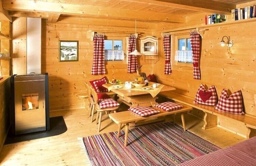 Schonbach Ski Chalet | Chalet in Wildkogel near Ski Slopes & Pool