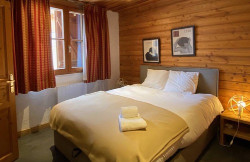 Jeux Apartment | Chalet Justine - Plein Centre 5 Chambres Pour 12 à 15 Personnes