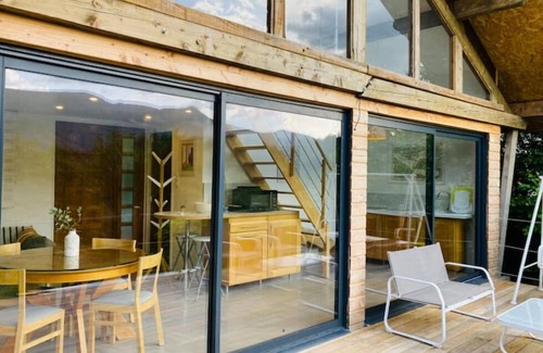Chateauneuf-Miravail Ski Chalet | Chalet L'alpaga