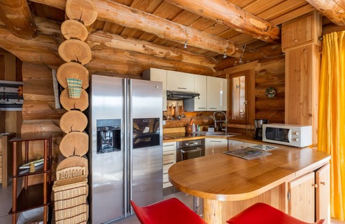 Saint-Martin-du-Puy House | Chalet l'Epicurien - Au calme avec grand jardin