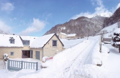 Cauterets Ski Chalet | Chalet La Grange *, wifi, sheepfold Pyrenees from 290 €/week