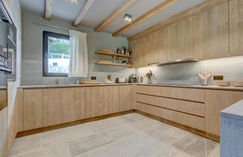 Morzine Ski Chalet | Chalet La Mésange Azurée
