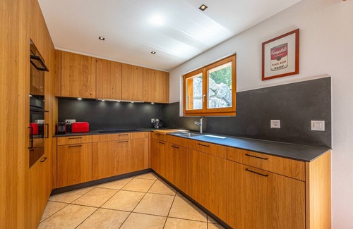 Saint-Pierre-de-Clages Ski Chalet | Chalet La Vue - hammam, pet friendly, amazing view