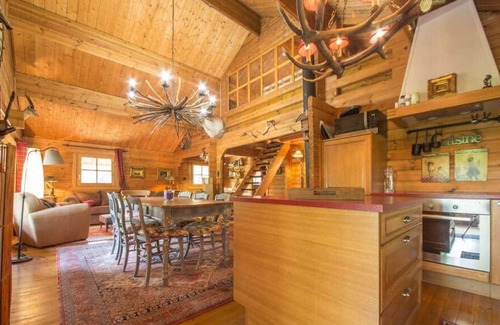 Grandhan House | Chalet Le Beau Sejour in the middle of the woods near Durbuy