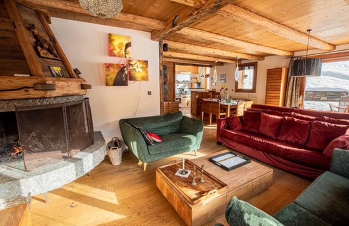 Les Allues Ski Chalet | Chalet Le Cairn - unique and magnificient ski-in ski-out Chalet !