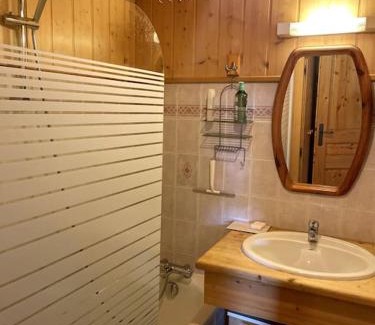 Champagny-en-Vanoise Apartment | Chalet le Génépi 4-6 pers