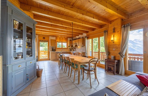 Saint-Pierre-de-Clages Ski Chalet | Chalet Le Papillon, sauna, 4 Vallées
