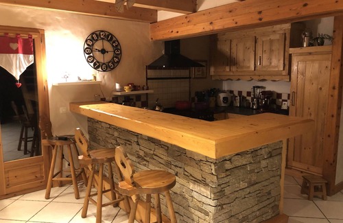 Marthod Ski Chalet | Chalet Les Champerons Entre Lacs et Montagnes