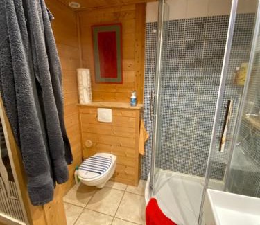 Thones Bed & Breakfast | Chalet les Chouettes