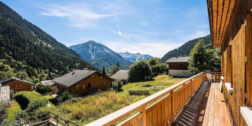 Champagny-en-Vanoise Ski Chalet | Chalet Les Lauzes - Chalets pour 10 Personnes MAE-3288