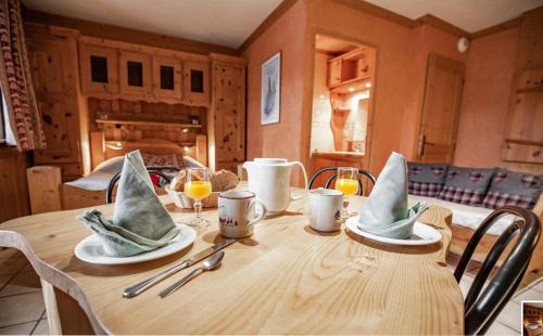Sollieres-Sardieres Ski Chalet | Chalet Les Liouès