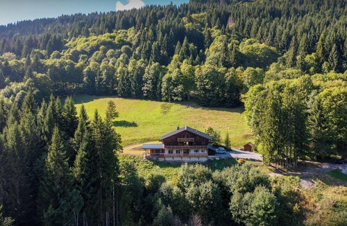 Samoens Ski Chalet | Chalet Les Pellys - superb alpine views and spa - OVO Network