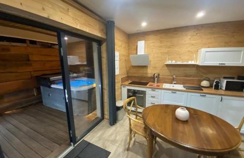 Rochesson Ski Chalet | Chalet Lilas & Jaccuzi privatif