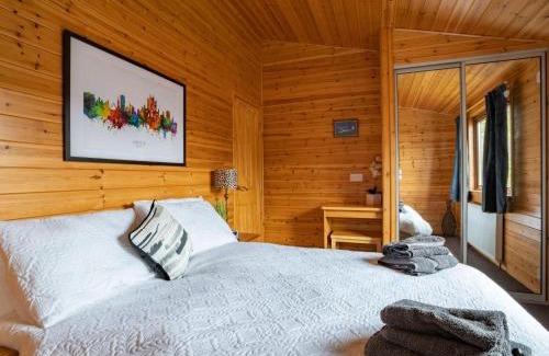 Kinross Ski Chalet | Chalet Loch Leven Lodge 12 by Interhome