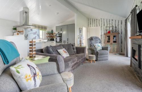 Kinross Ski Chalet | Chalet Loch Leven Lodge 16 Robin's Nest by Interhome