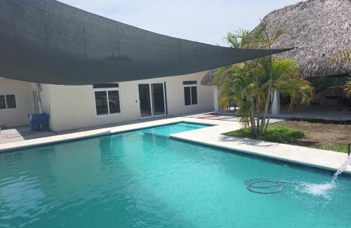 Chisec Villa | Chalet los Abuelos