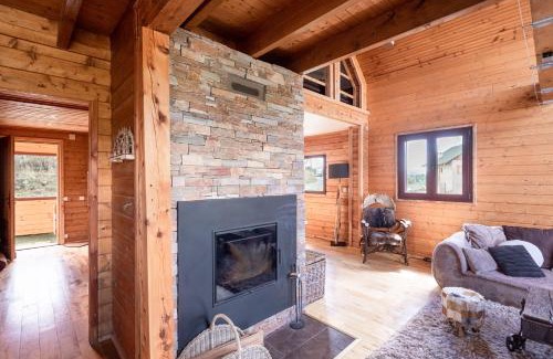Peone Ski Chalet | Chalet Massada - Luxe & Piscine & Jacuzzi - Détente et Ski à Valberg