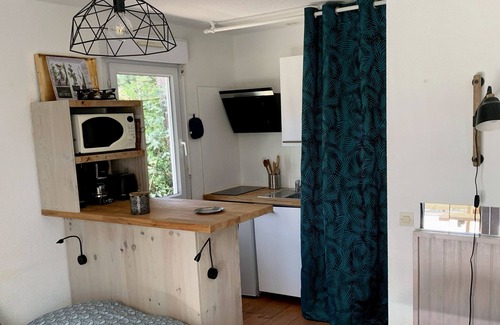 Le Porge Apartment | Chalet Mavalear naturiste La Jenny - 4 people