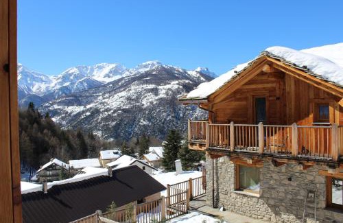 Sauze d'Oulx Ski Chalet | Chalet Merveille Ski In - Ski Out