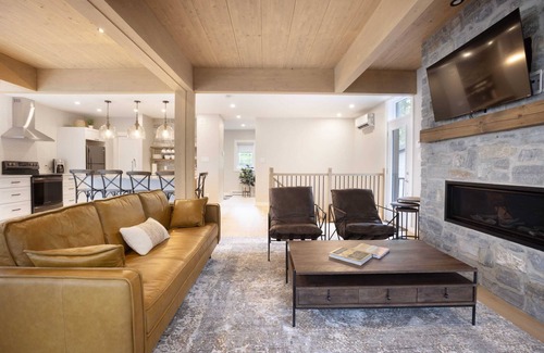 Inverness House | Chalet Mid-Century - Lakeside Joseph - Le Charlo