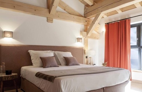 Bourg-Saint-Maurice Ski Chalet | Chalet MMV La Halle des Cascades - Mountain Collection - 8 Room Chalet 15 People