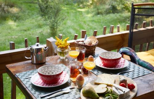 Cetturu Ski Chalet | Chalet Mont Juru - Rust, Romantiek & Ruimte voor 2 Volwassenen op privé domein