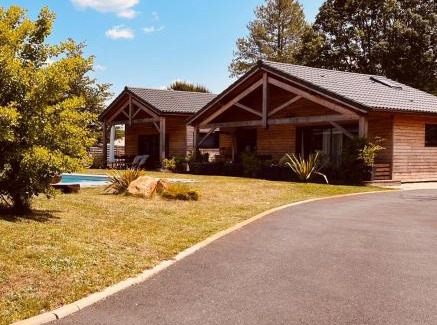 Saint-Aubin-de-Medoc Ski Chalet | CHALET MONTANA - AU COTTAGE DU MEDOC - Proche de BORDEAUX
