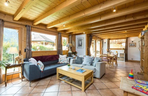 Servoz Ski Chalet | Chalet Mountain View