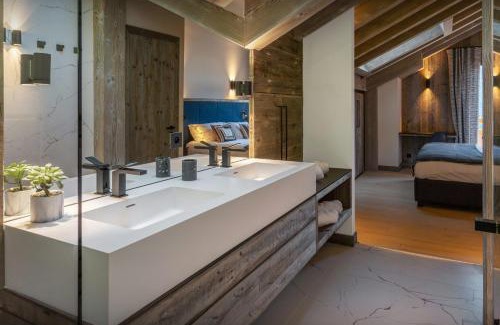 Saint-Nicolas-de-Veroce Ski Chalet | Chalet Mussol - OVO Network