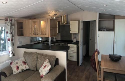Wechelderzande Ski Chalet | Chalet near Antwerp with Nature Trails