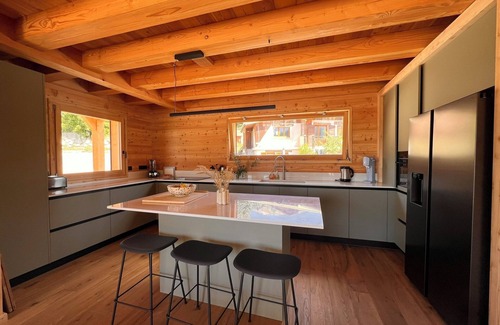 Montgenevre Ski Chalet | Chalet neuf grand confort - At the foot of the slopes