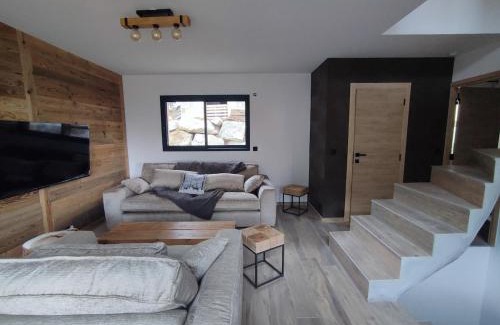 Egat Ski Chalet | Chalet NEUF Jacuzzi Terrasse Salle jeux proche Font Romeu